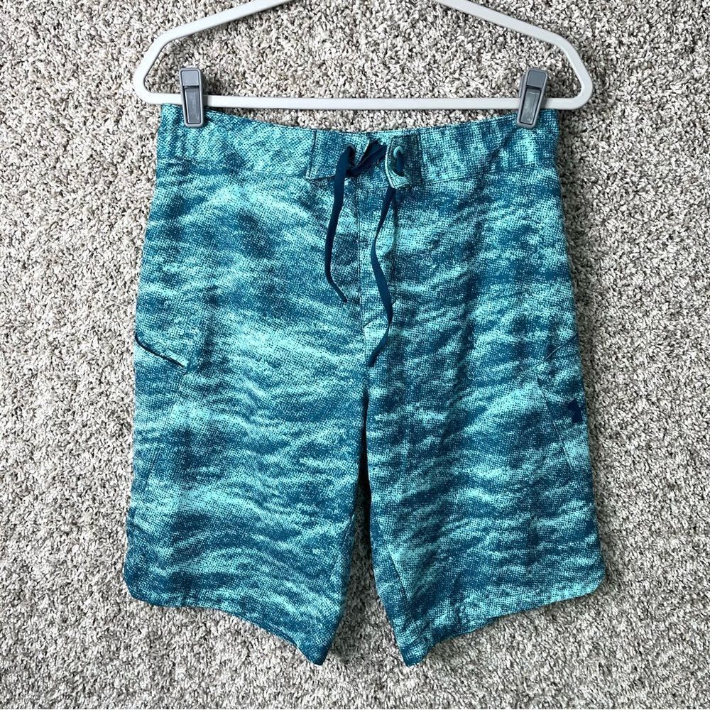 Under Armour Board‎ Shorts Men’s 30 HeatGear Blue Loose Fit